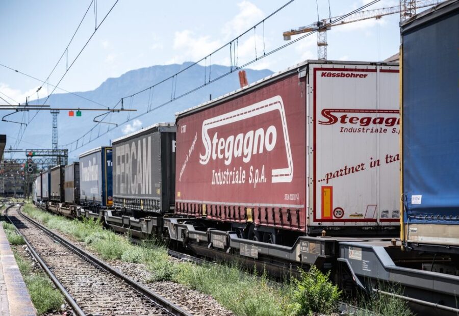 Calo del trasporto ferroviario merci in Italia